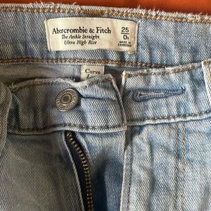 Women’s Abercrombie & Fitch jeans